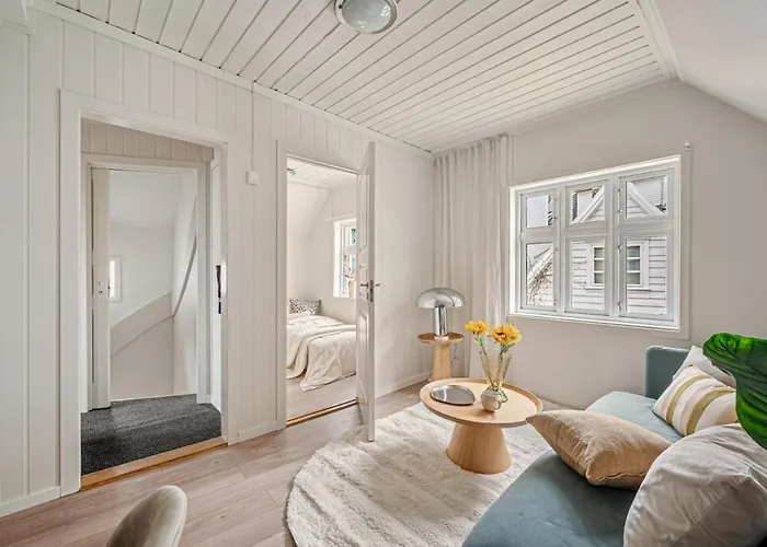 Charming In The Centre Of *